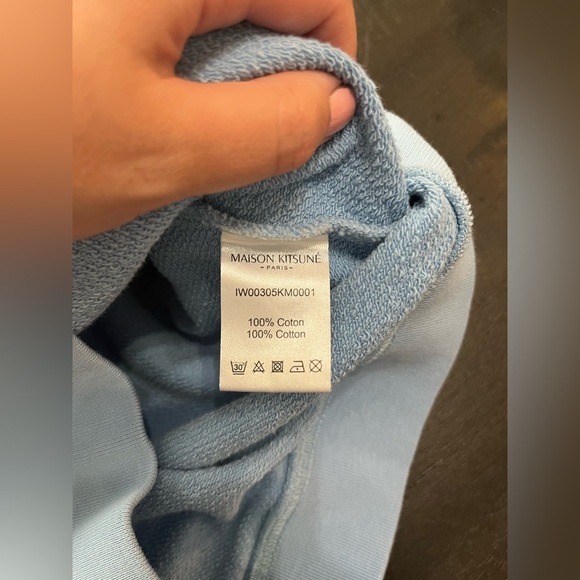 Maison Kitsuné “Fox at Café” Graphic Sweatshirt Small Light Blue 100% Cotton - Picture 5 of 7